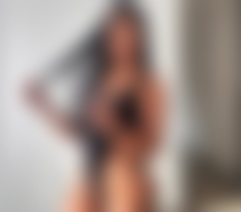 Photos for Mel Your favorite Latina 😈