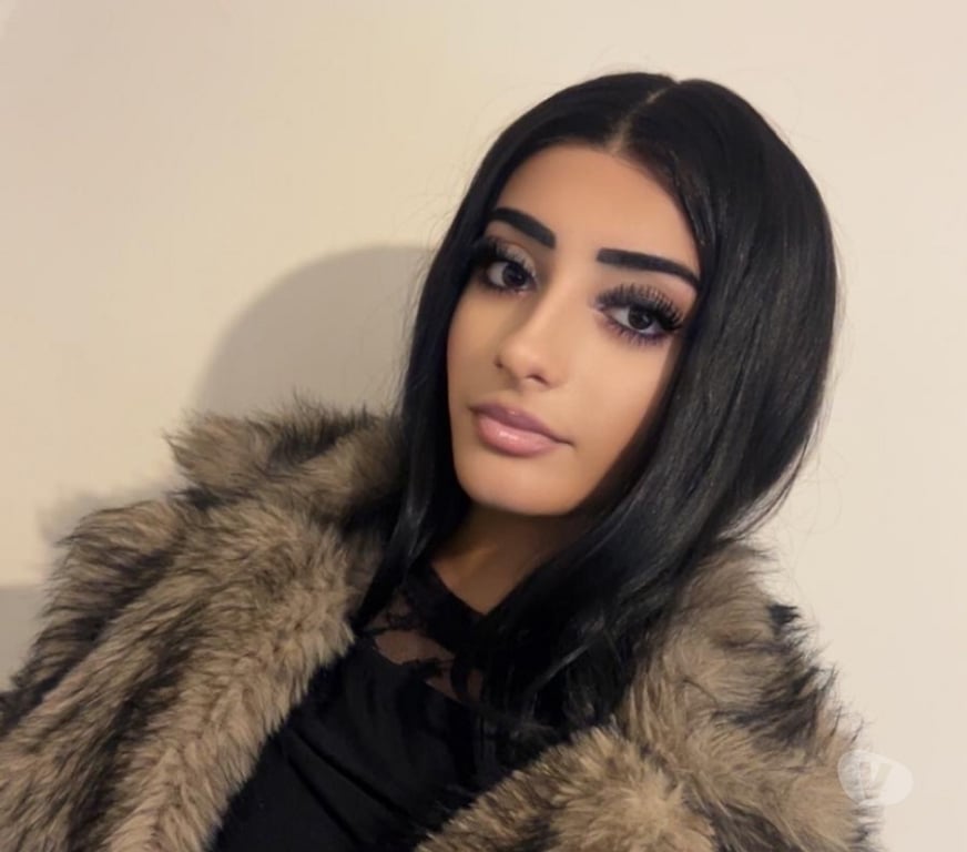 Escorts East London Aldgate East - East London - Photos for Sabrina’s a must 2026