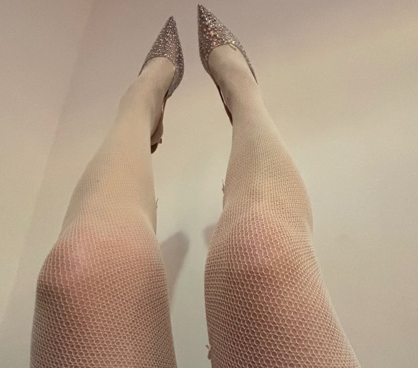 Escort Paisley Renfrewshire - Photos for English British Mature Independent and the best OW