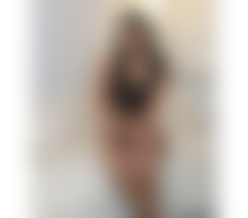 Escorts Leeds City Centre Leeds - Photos for Hi I m mirabela new girls massage without rushing