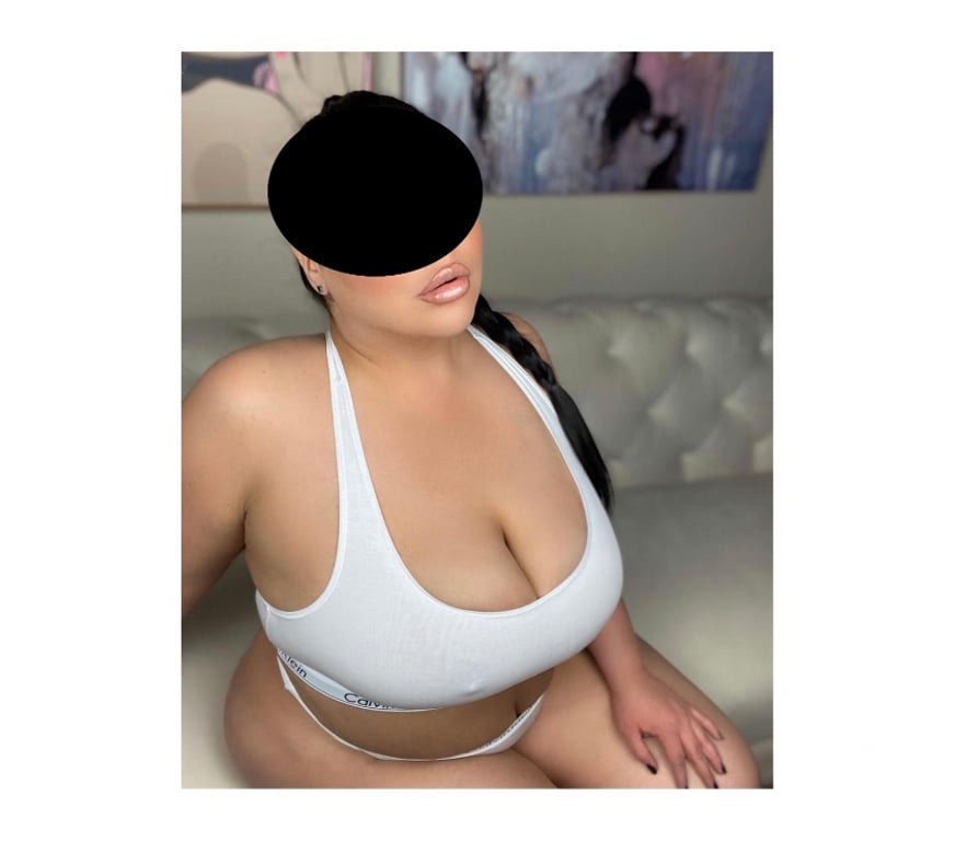Escorts Buckinghamshire Milton Keynes - Photos for SARA TOP ITALIAN BEST SERVICE 07788515206