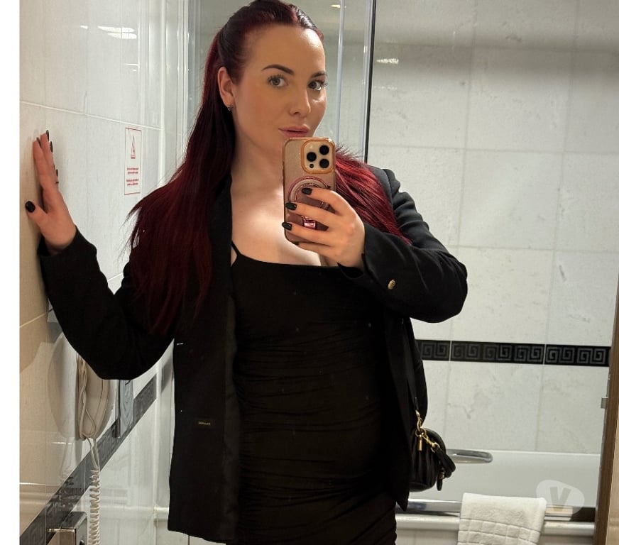 Adult Entertainment Central London London Bridge Station - Central London - Photos for British kinky redhead tattooed model Online services