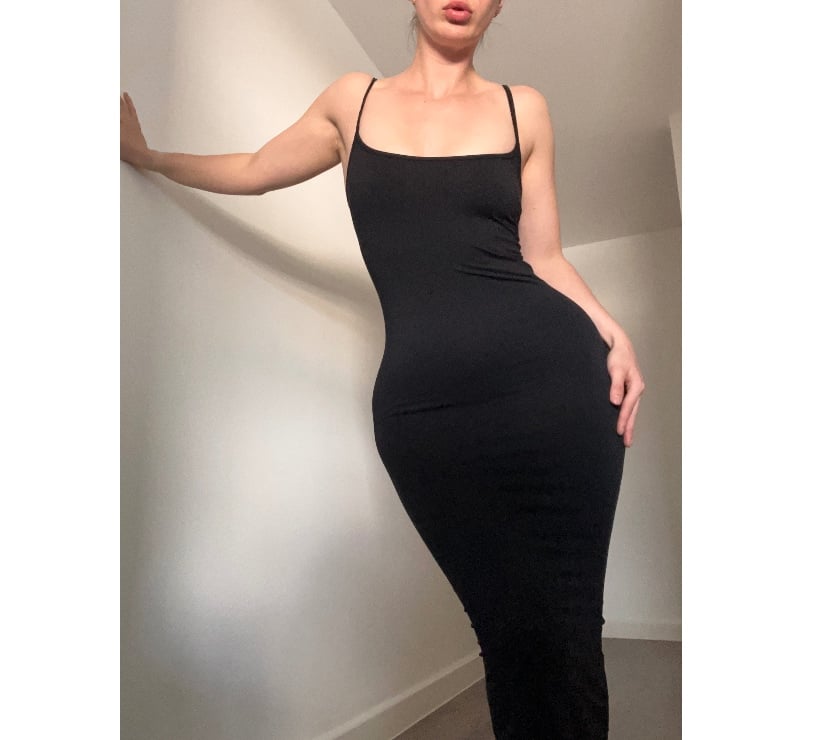 OUTCALLS: British Hourglass Dream Girl...⏳🍑🇬🇧