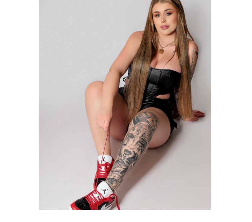 Escorts East London Aldgate East - East London - Photos for 🍑NEW IN TOWN🎉🎉 PARTY GIRL🍆