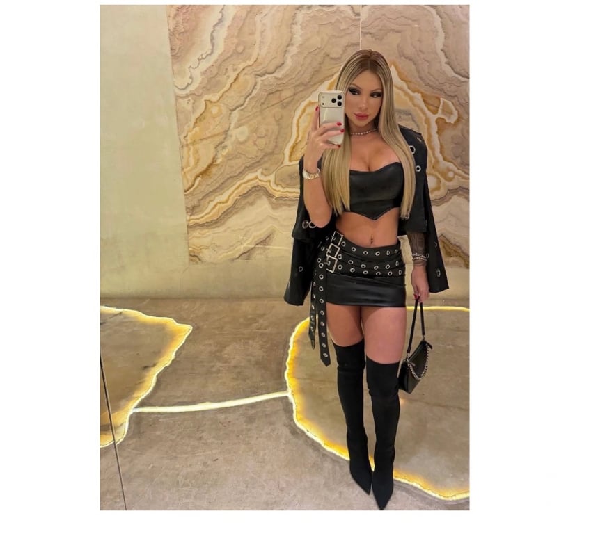 Escorts East Sussex Brighton - Photos for KAROL 1H 90 POUNDS 2 TIMES 🌸✨ Best Service in Town!
