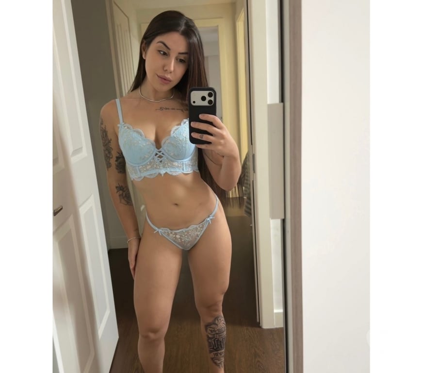 Escorts Edinburgh Edinburgh Old Town - Edinburgh - Photos for Stop Scrolling🤍❤️You just found me 🤍I am Julia