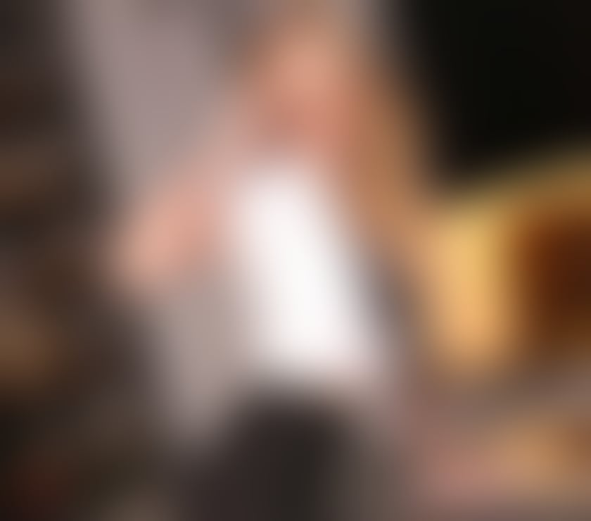 Escorts Surrey Surrey Heath - Photos for Gorgeous Sam for gentleman pleasure and satisfaction!