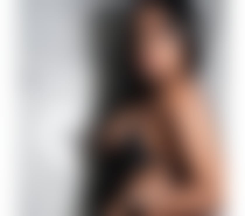Escorts West Midlands Solihull - Photos for Paola new in town party