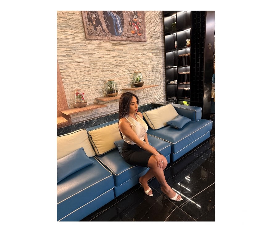 Trans Escorts Hertfordshire Watford - Photos for Bruna Cicarelly trans brazilian