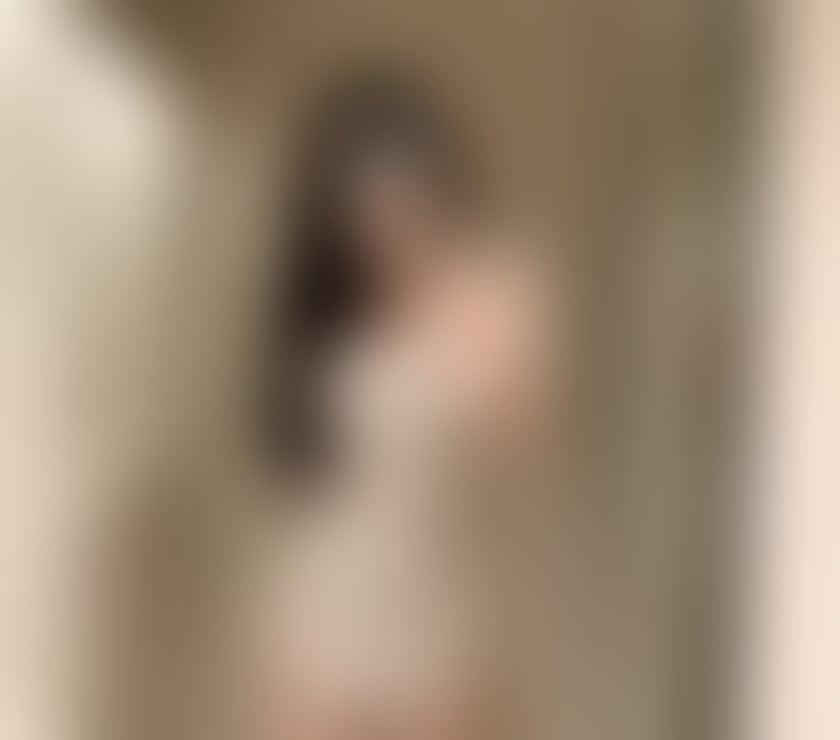 Photos for Beautiful Asian girl want to massage you🔥🔥