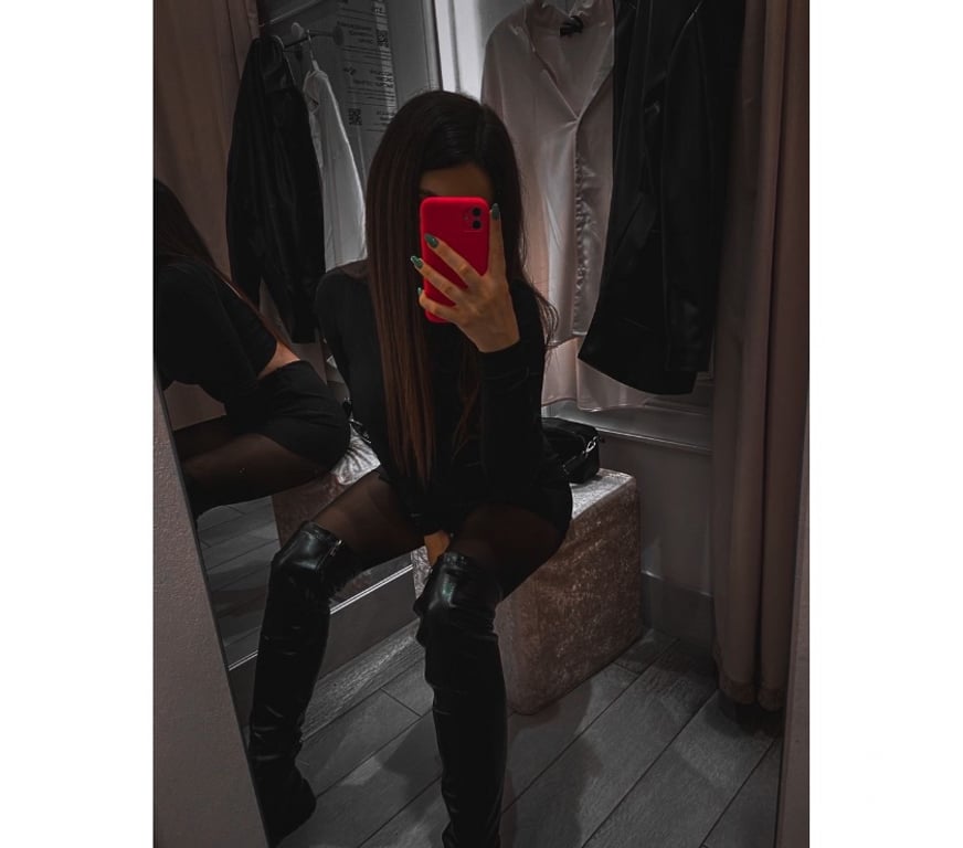 Escorts Edinburgh Edinburgh - Edinburgh - Photos for Hot Girl Want to Massage You 🌹🌹🌹