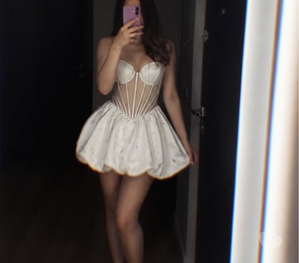 Photos for Beautiful Asian girl want to massage you🔥🔥