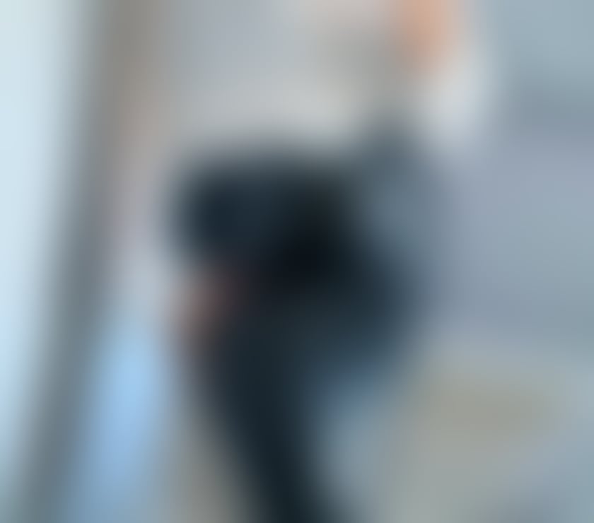 Escorts Warrington Lymm - Warrington - Photos for mature 52yrs GFE massage footfetish pantyhose Nylons
