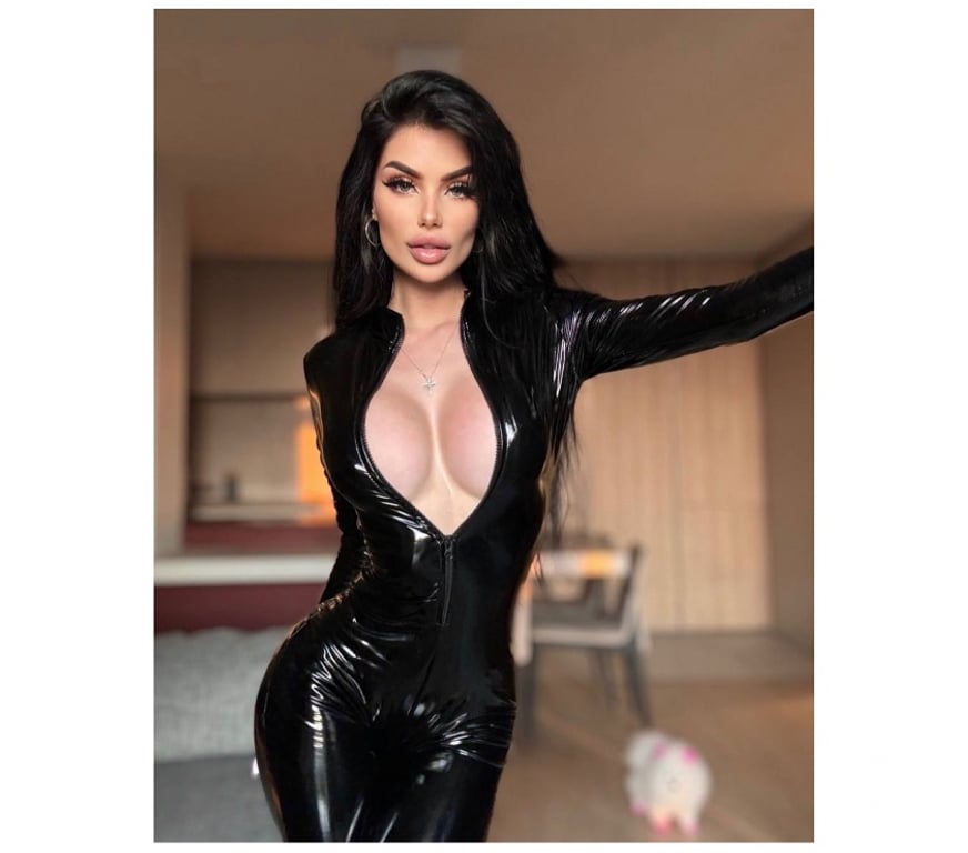 Escorts East London Stratford International - DLR Station - East London - Photos for 🔥 SEXY BRAZILIAN 🌹 REAL PHOTOS & IRRESISTIBLE 🔥