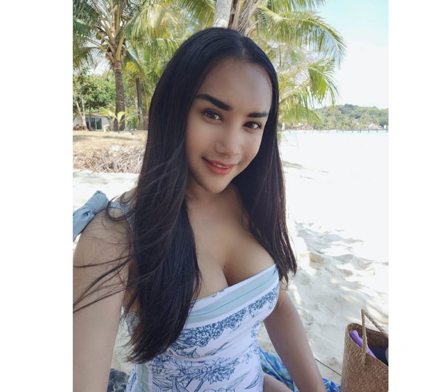 Escorts Warwickshire Nuneaton and Bedworth - Photos for Clara Thai Ladyboy sexy Erotic massage b2b Relaxing