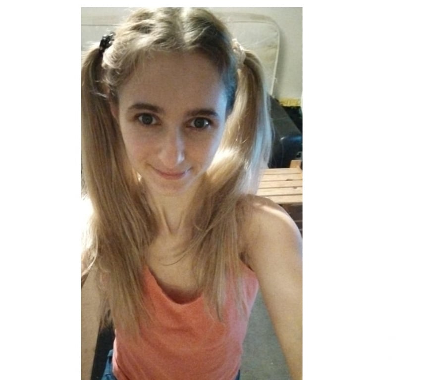 Escorts Greater Manchester Salford - Photos for Sweet Samantha .