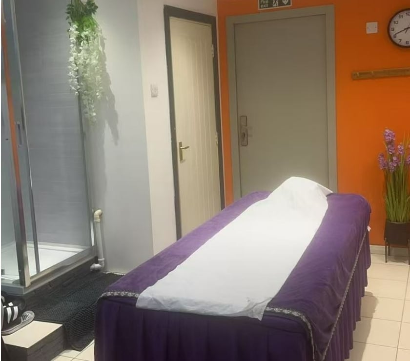 Massage Sydenham Belfast - Photos for Relaxing & Therapeutic Massages in East Belfast - Velvet