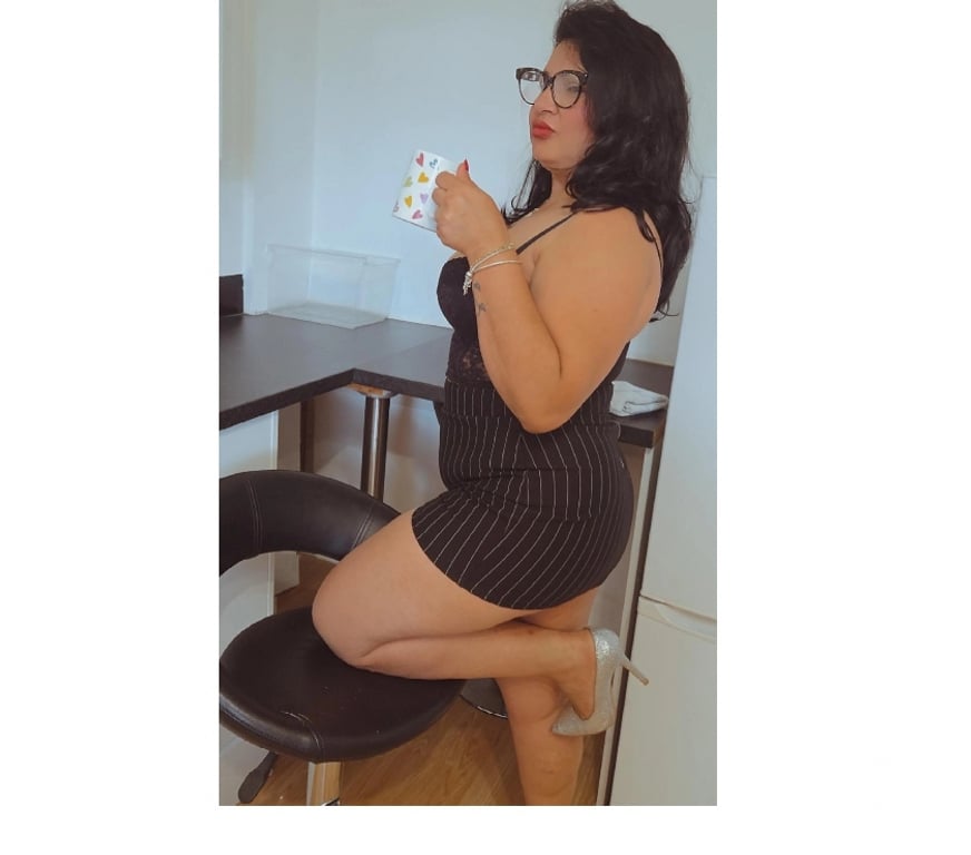 Escorts Nottinghamshire Nottingham - Photos for Julie GFE brazilian🇧🇷😍🤩❤️