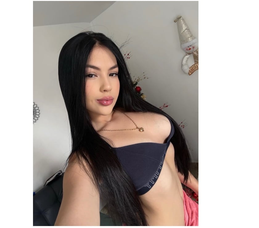 BDSM Escorts & Erotic Massage Canary Wharf East London - Photos for Julia Brazilian hot girl 🔥 Party 🔥