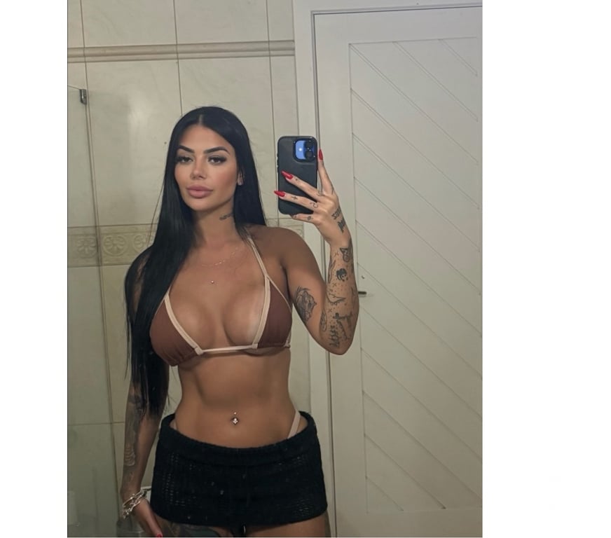 Escorts East London Canary Wharf - East London - Photos for Camila the best girl Brazilian 🍒 Party 🍒