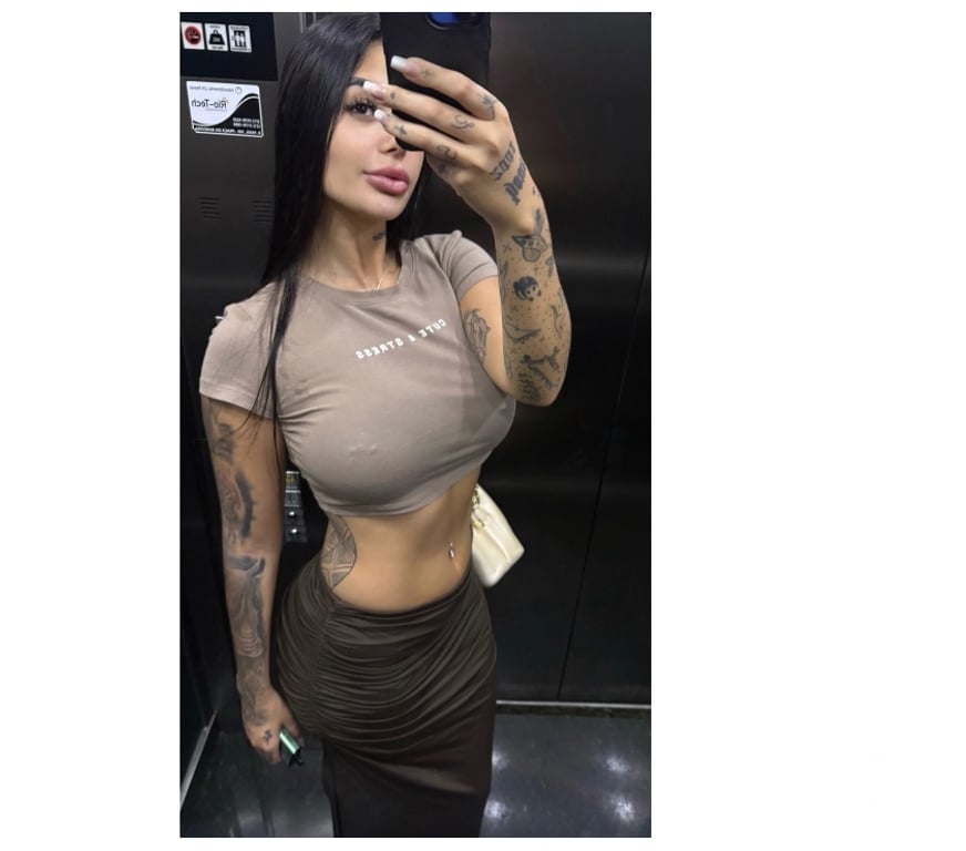 Escorts East London Canary Wharf - East London - Photos for Camila the best girl Brazilian 🍒 Party 🍒