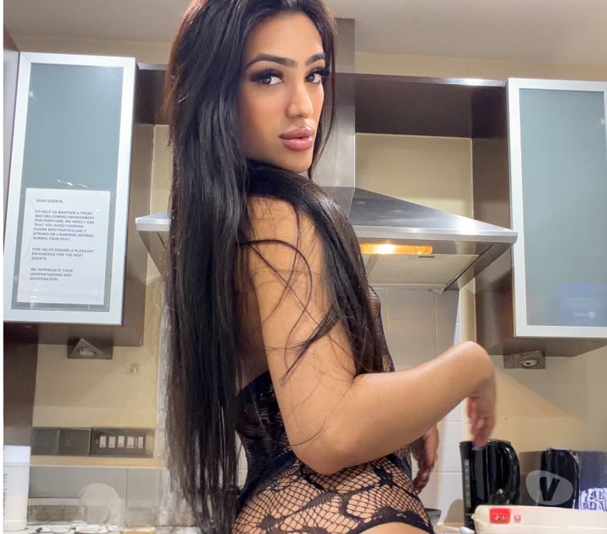 Trans Escorts Greater Manchester Salford - Photos for Bruna Dominatrix Brazilian Party
