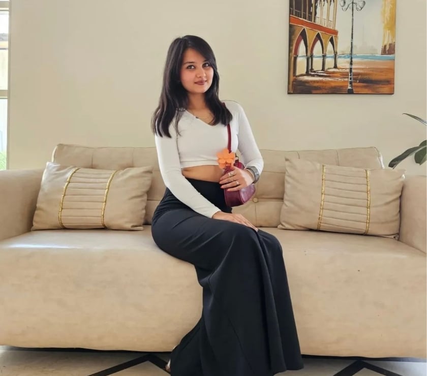  Escorts & Erotic Massage Ilford Station Redbridge - Photos for Hot Indian girl😍