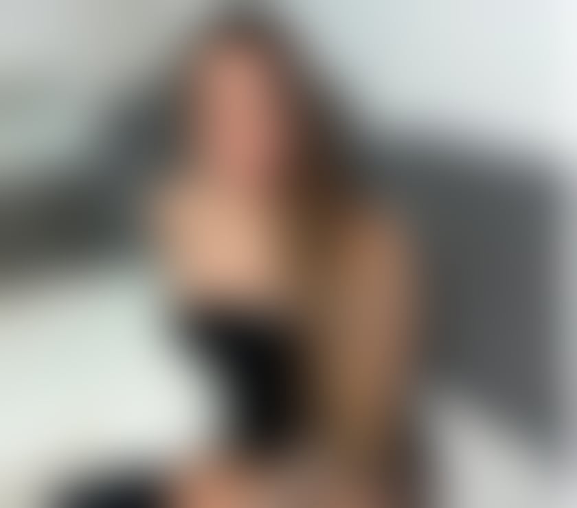 Escort Birmingham City Centre Birmingham - Photos for Chloe Brazilian Party girl 🥂