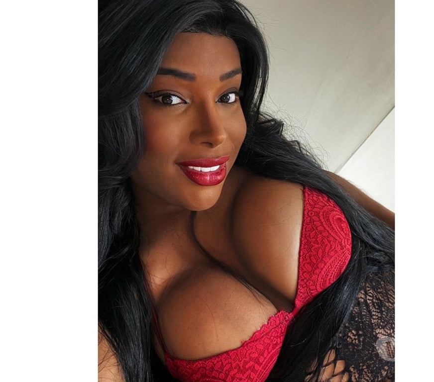 Escorts West Yorkshire Leeds - Photos for Sorayah black ébano 🥳girl party 🎉