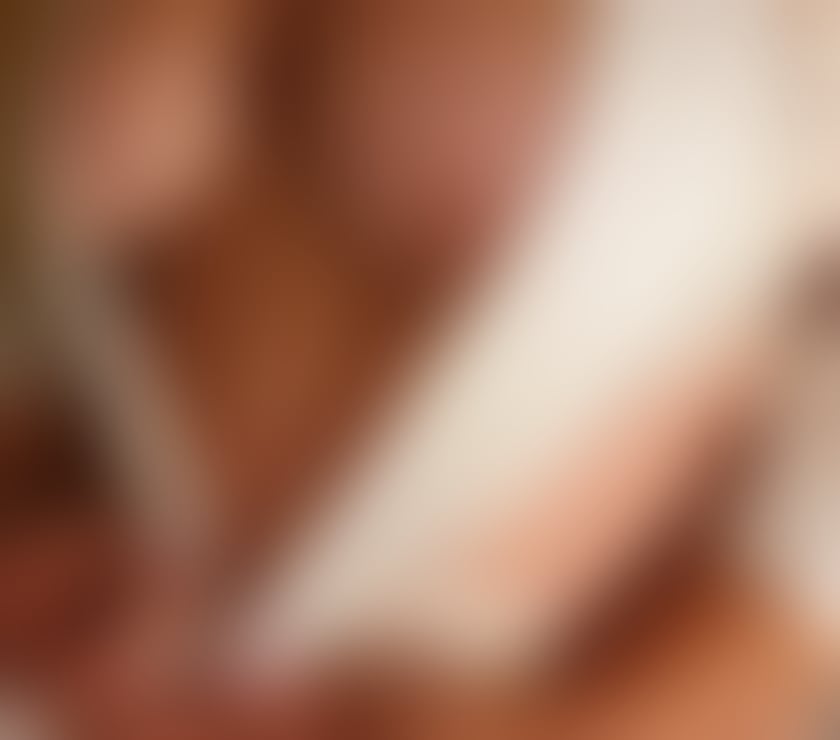 Escorts South West London Sutton - Photos for MATURE GREEK GODDESS IN YOUR AREA
