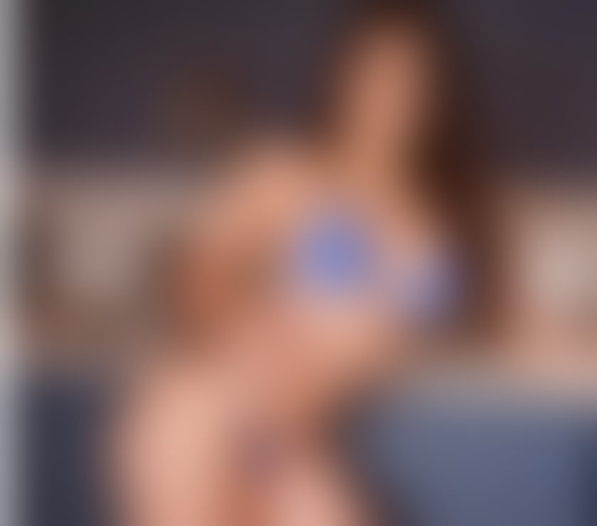 Escorts South East London Queens Road Peckham Station - South East London - Photos for BRAZILIAN BRUNETTE🍭💦🖤💯PARTY Queen of blow😘