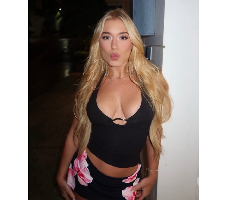 Escorts West Sussex Chichester - Photos for ELLE RUSSIAN 💖🇷🇺 📍CHICHESTER