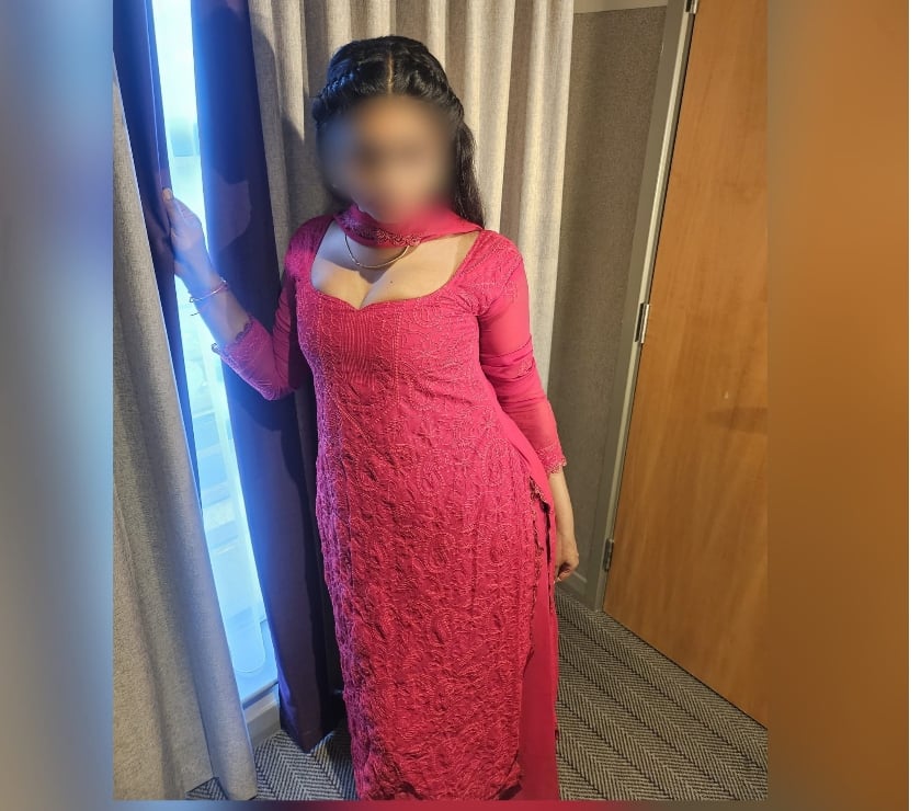 Vennila Reddy Telugu Tamil Indian girl new in Coventry