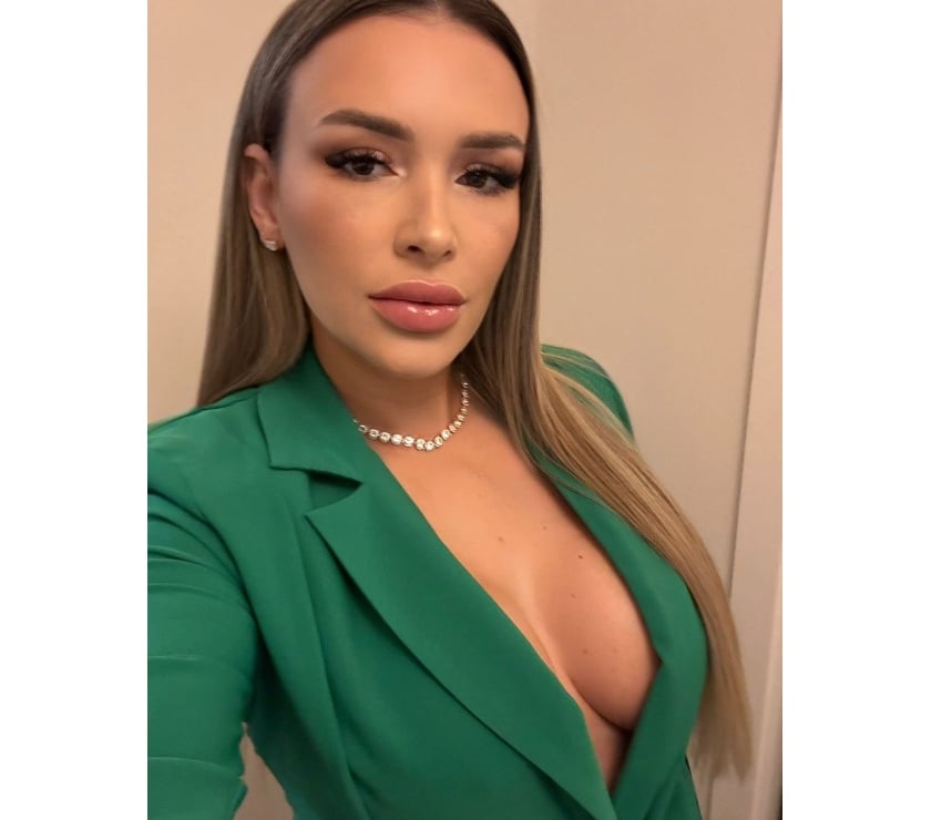Escorts East London Canary Wharf - East London - Photos for GISELY HOT BLONDE UK back, ☺️ Babi 🔥