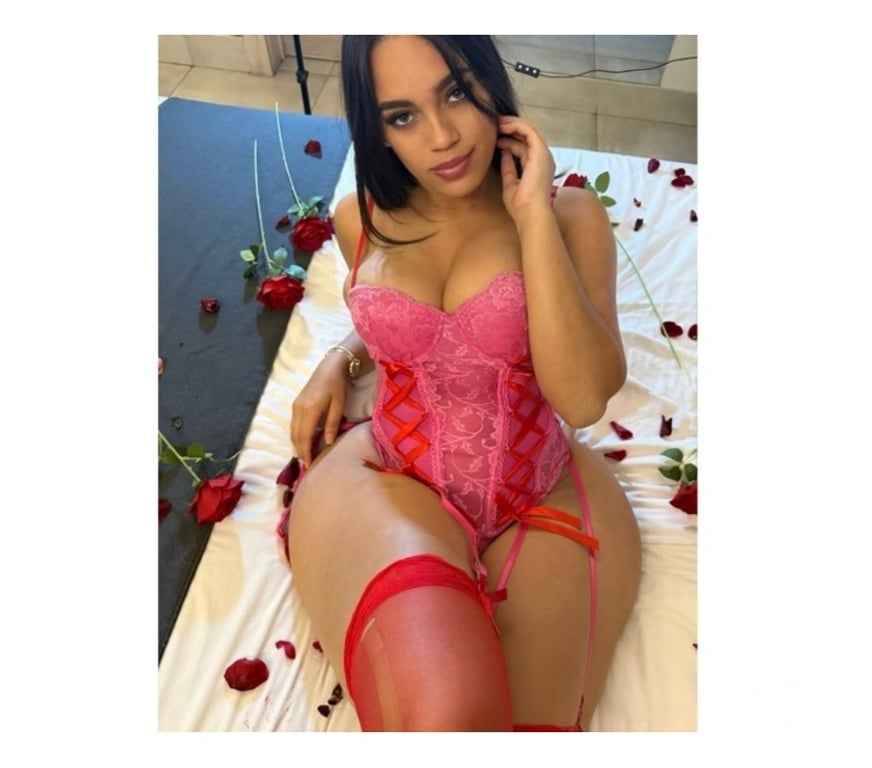 Escorts East London Clapton - East London - Photos for SEXY GIRL IN YOUR TOWN