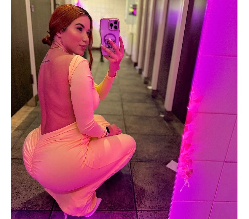Escorts Dundee Dundee City Centre - Dundee - Photos for Sexy Colombian Redhead 👩🏼‍🦰 🇨🇴