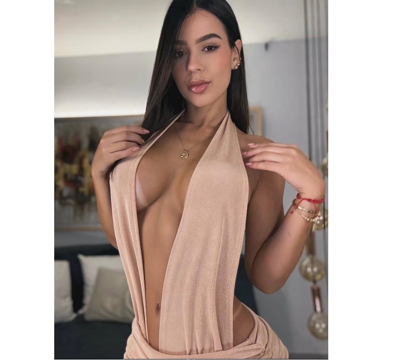  Escorts Canary Wharf East London - Photos for Karen Brazilian hot girl full services 💋💋