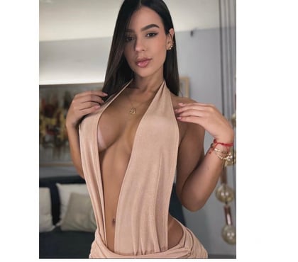 Duo Escorts Canary Wharf East London - Photos for Karen Brazilian hot girl full services 💋💋