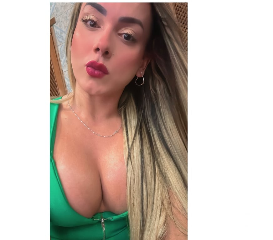 Trans Escorts West Northamptonshire Northampton - West Northamptonshire - Photos for 🎉🇧🇷Micelina Brazilian top and bot, XL & big ass🍑