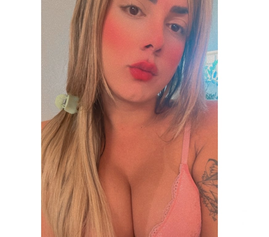 Trans Escorts Warrington Warrington Town Centre - Warrington - Photos for 🎉🇧🇷Micelina Brazilian top and bot, XL & big ass🍑