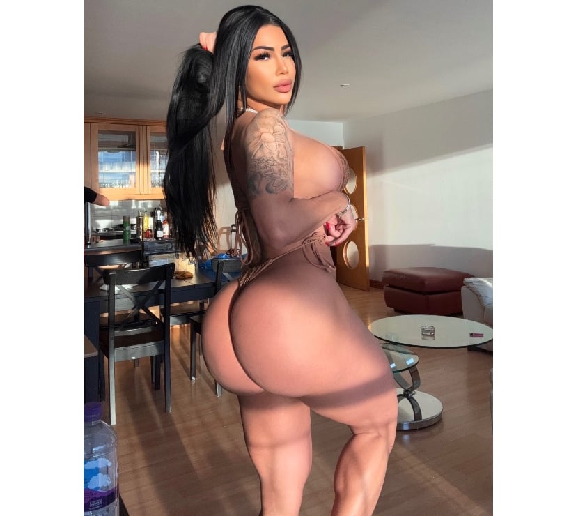 Escorts South West London Battersea - South West London - Photos for EVA BODYBUILDING BIG ASS 🍑💪🏽🇧🇷