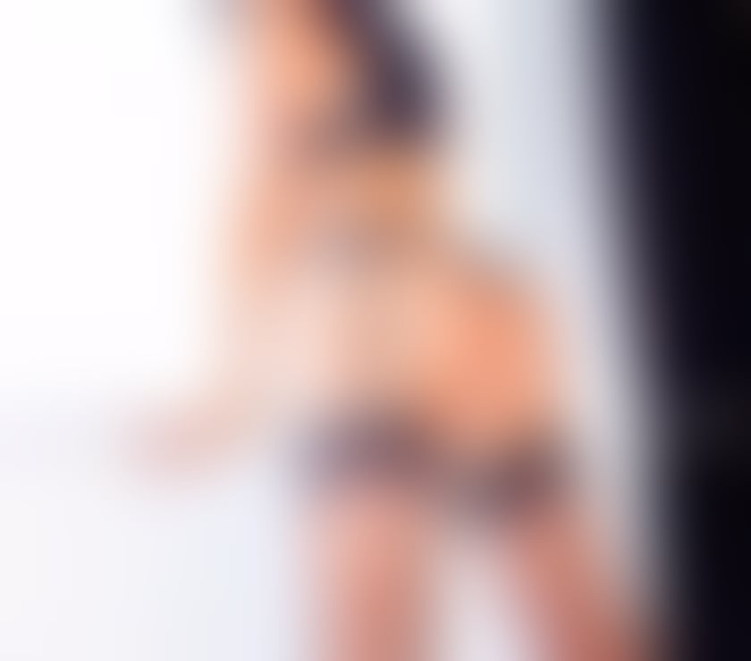 Trans Escorts Central London Tottenham Court Road - Central London - Photos for Sandra Puta-Available 24 7