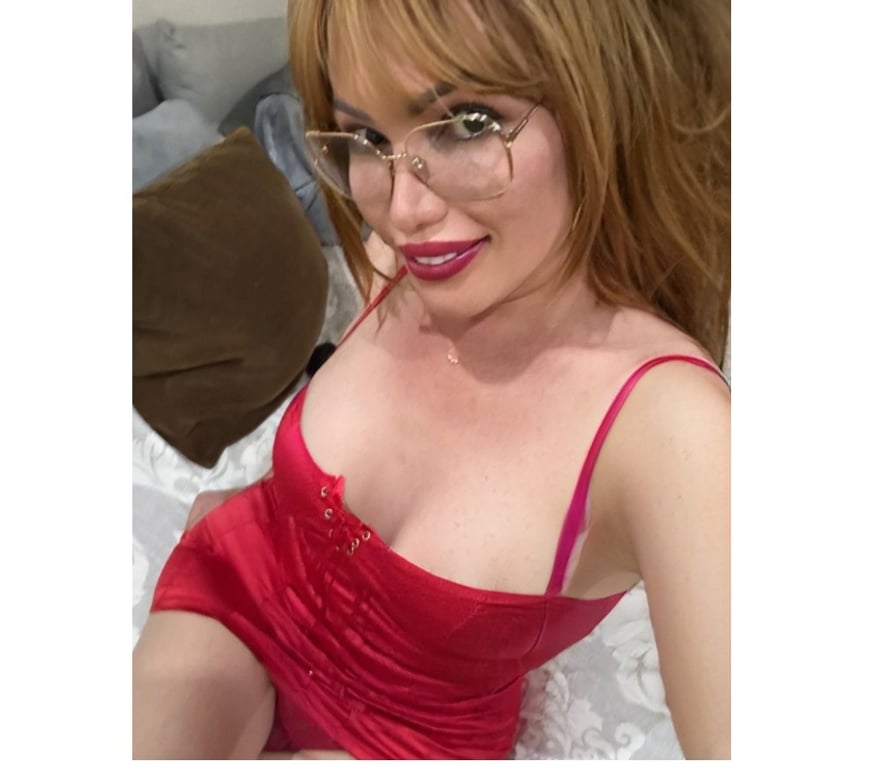 Trans Escorts East Sussex Eastbourne - Photos for VICTORIA COLOMBIANA OLI MASSAGE BEST BJ