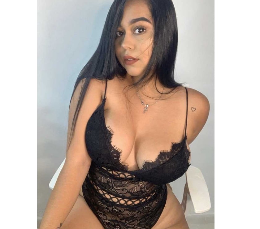 Escorts Slough Town Centre Slough - Photos for CAROLINA just arrived 🔥🍑 KIsS 💋