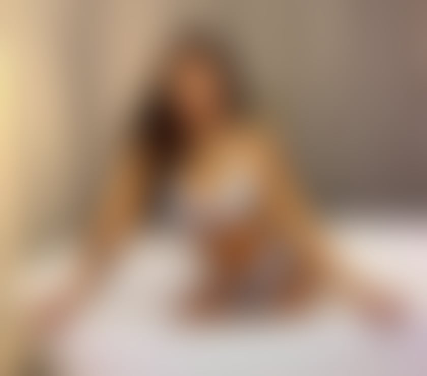 Escorts Swansea City Centre Swansea - Wales - Photos for LEONA ⭐️ INDEPENDENT 🇧🇷 Brazilian Girl 💯 Real
