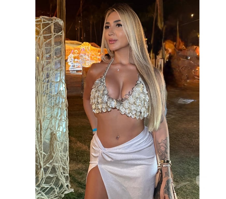 Escorts East London Canary Wharf - East London - Photos for Charlotte Sweet Brazilian Blond ❤️‍🔥💋🍑