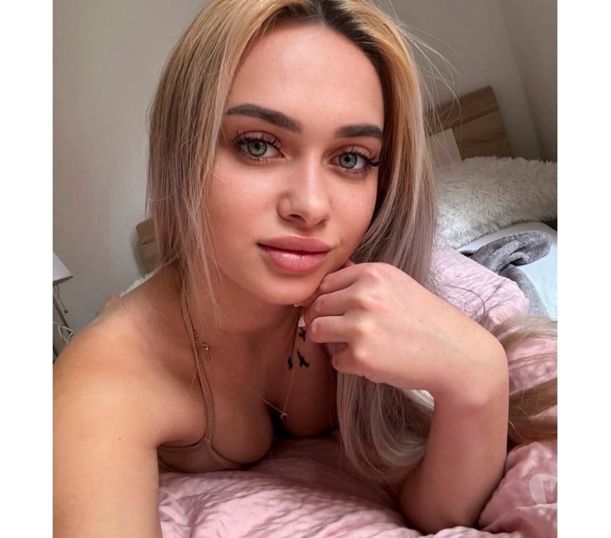 Escorts Greater Manchester Stockport - Photos for 💕CLEO PARTY GIRL💕INCALL OUTCALL