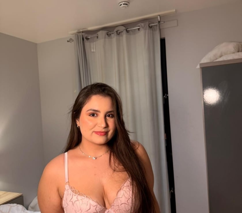 Escorts East London Redbridge - Photos for 🎉PARTY GIRL🍾🍾 MAYA ❤️‍🔥