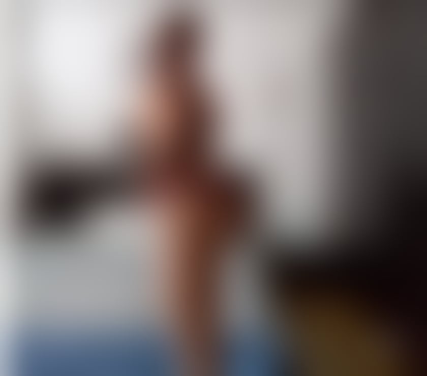 Escorts West Yorkshire Leeds - Photos for Sexy blond girl big boobs . Outcall available. Party girl
