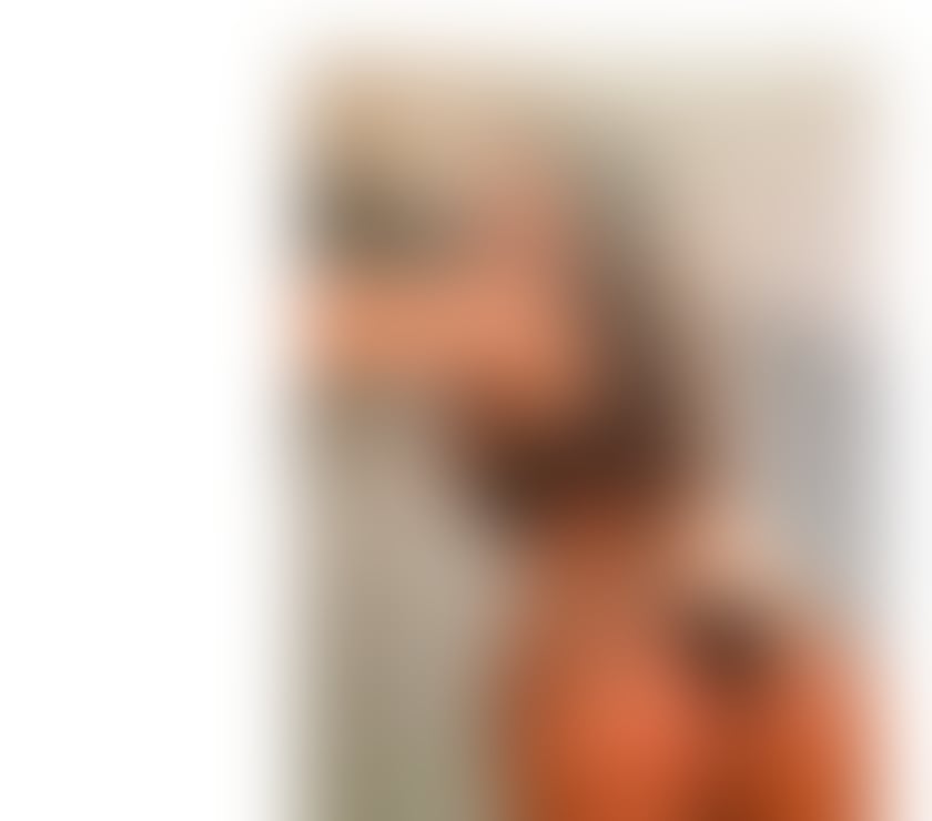 Trans Escorts Surrey Epsom and Ewell - Photos for Beauty Ts Sara first time in Epsom ☎️ 07826325744